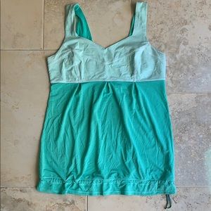 Lululemon Run Top with Drawstring bottom